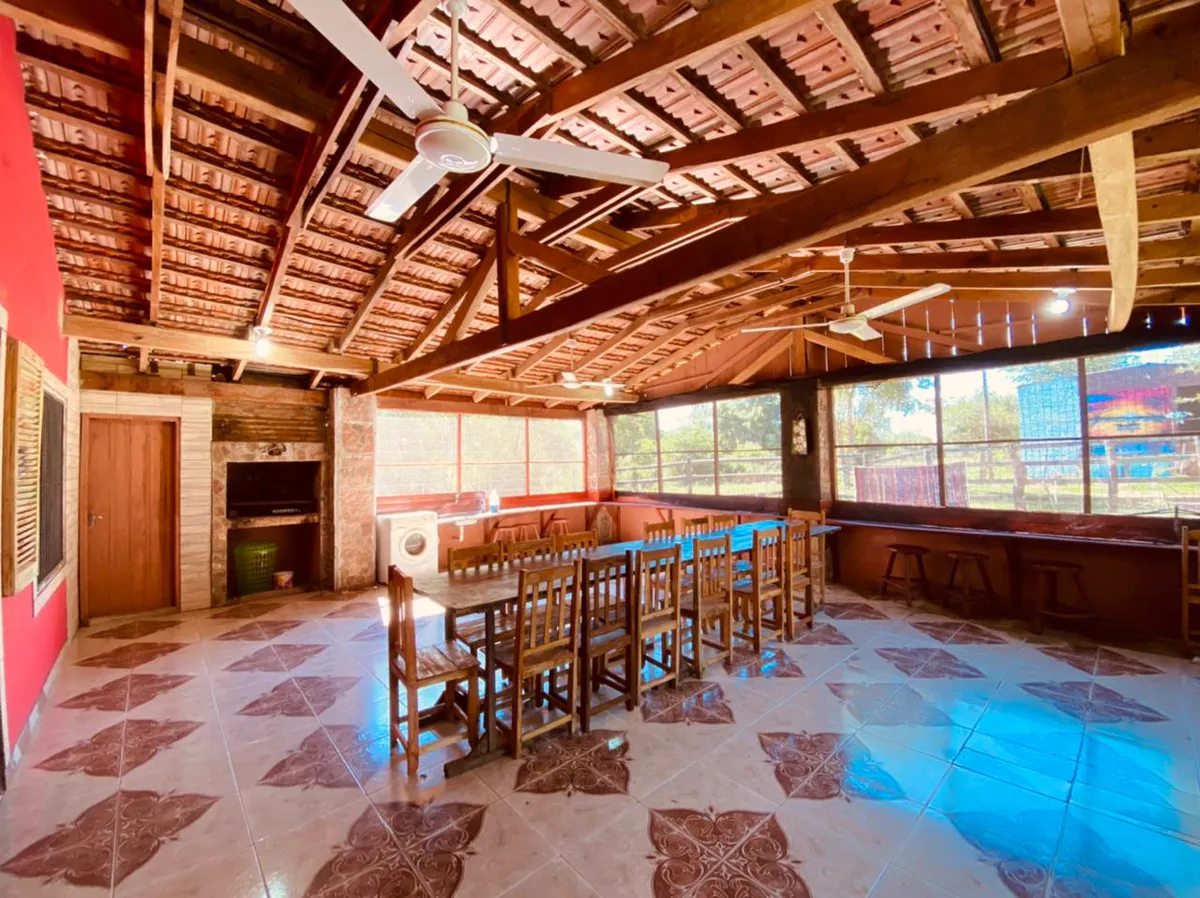 Rancho Doña Angela, cabaña grande en Corateí